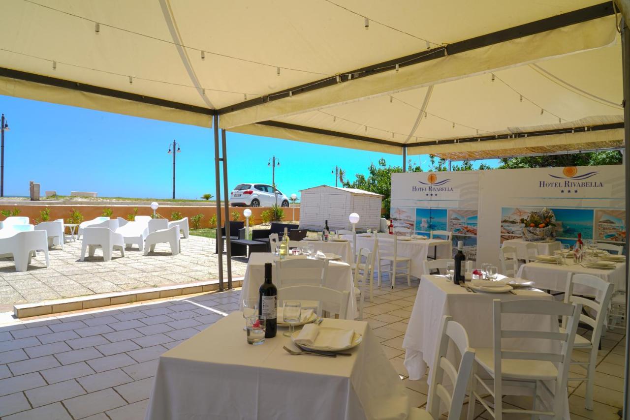 Hotel Rivabella Davoli Exterior photo